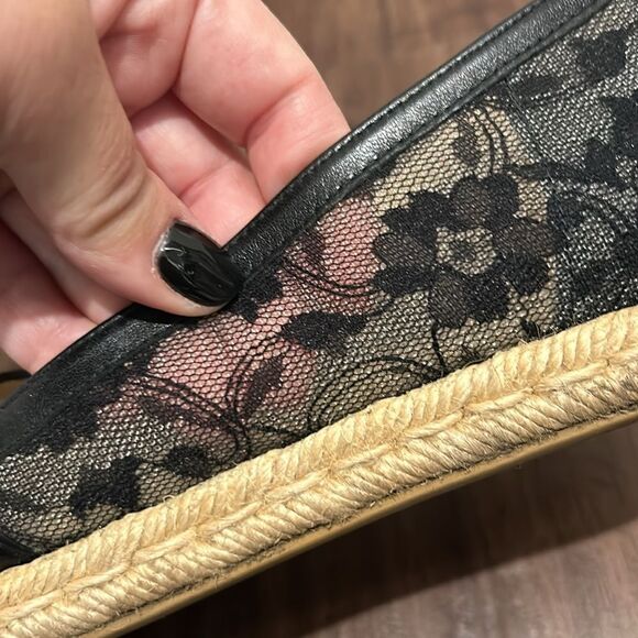 Stuart Weitzman Black Lace Platform Shoes, Size 7.5 - Picture 9 of 13